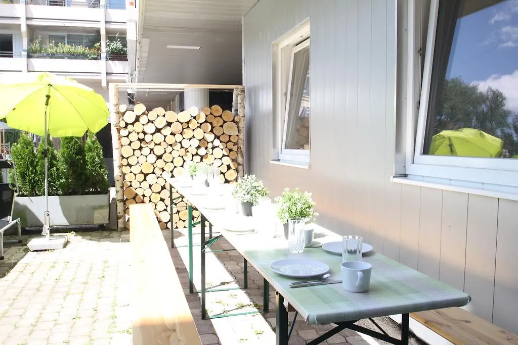 Casa Barvaria München 0*,